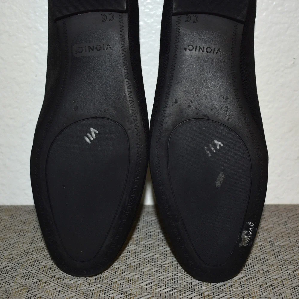 Vionic Black Willa II Slip On Flats Size 10 Shimmer Textured Textile